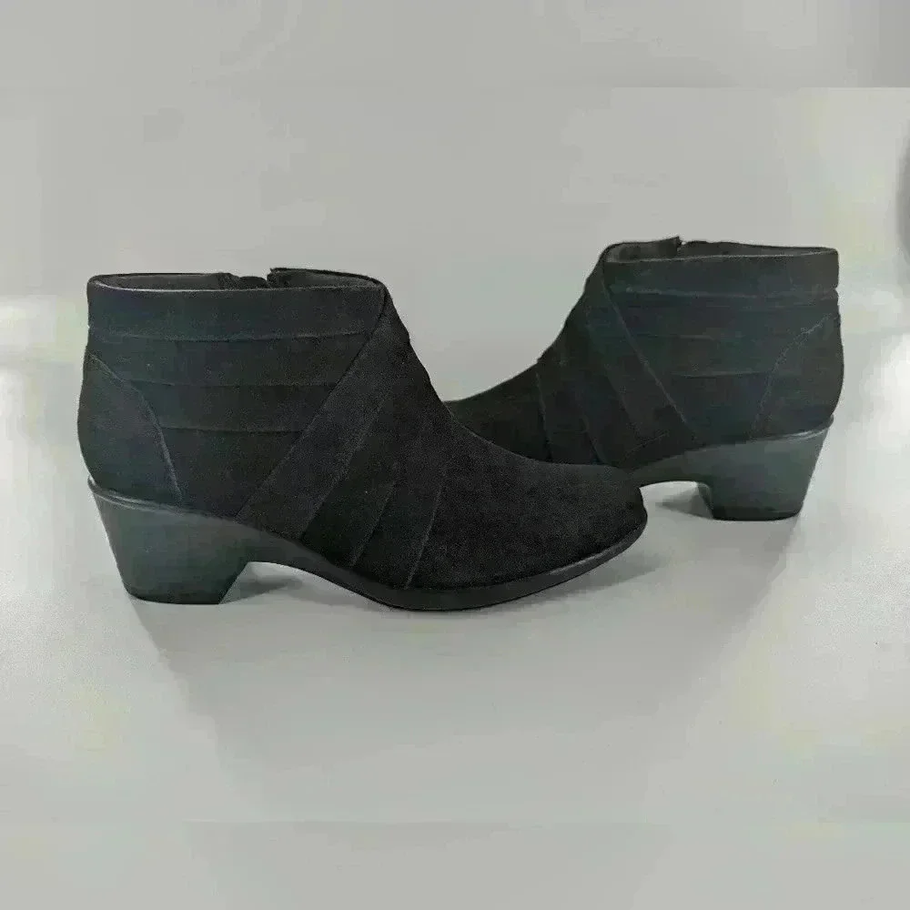Clarks Collection Boots Womens 5.5M Slip On Zip Ankle Bootie Black Leather Heels